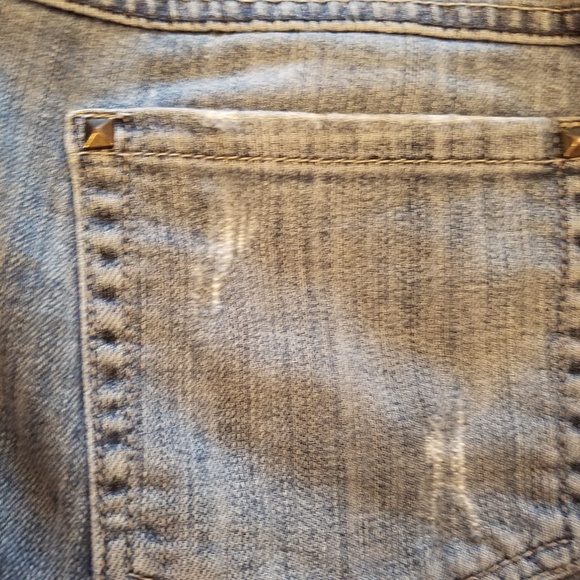 ELLE Destroyed, Paint-splattered shorts - Picture 4 of 5